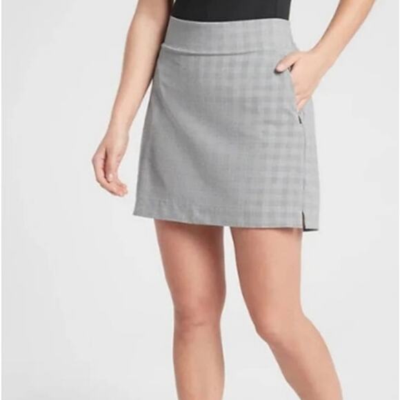 Athleta Pants - Athleta Plaid Soho Skort Size: 8